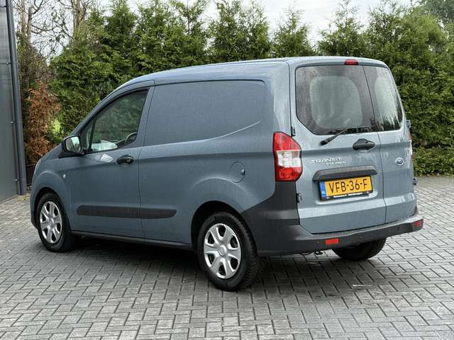 Ford Transit Courier
