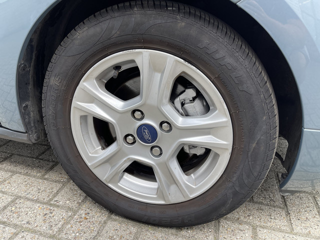 Ford Transit Courier