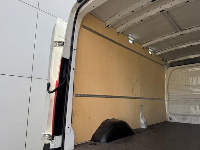 Maxus Deliver9