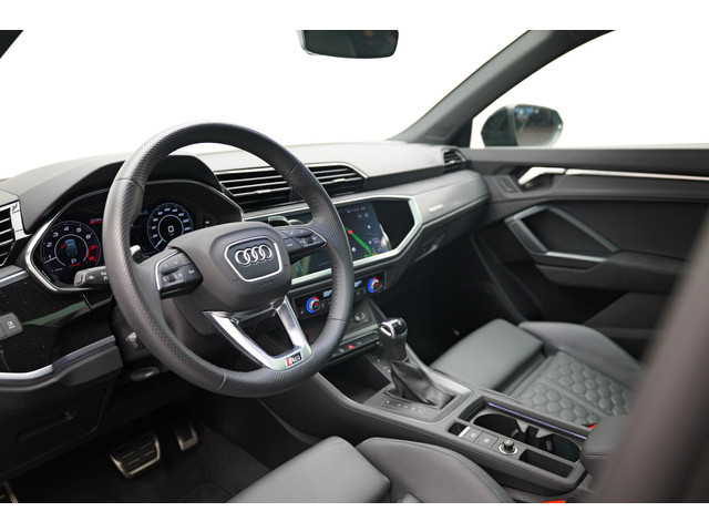 Audi RSQ3