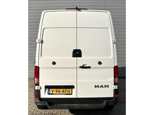 MAN TGE