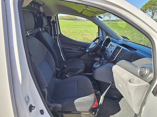 Nissan NV200