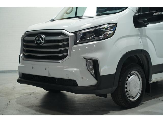Maxus Deliver9