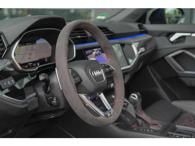 Audi RSQ3