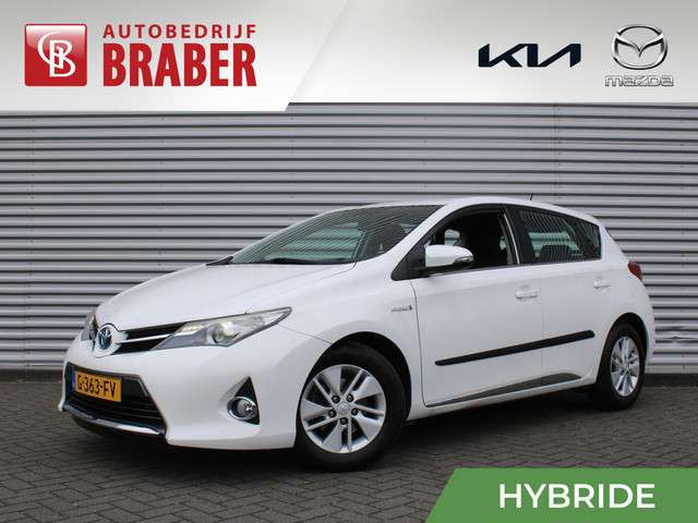 Toyota Auris 2015 Hybride