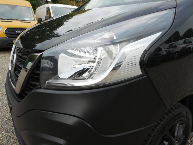 Nissan NV300