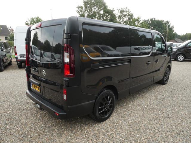 Nissan NV300