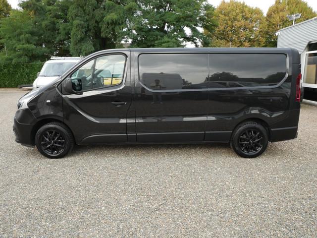 Nissan NV300