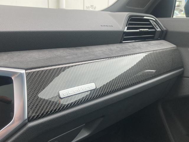 Audi RSQ3