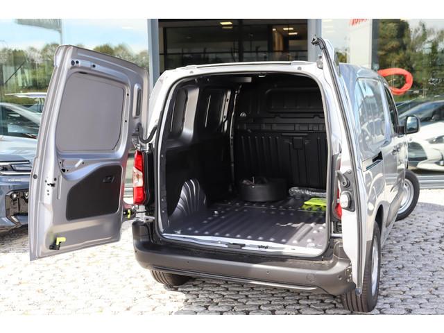 Toyota pro-ace