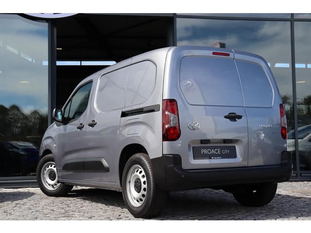 Toyota pro-ace