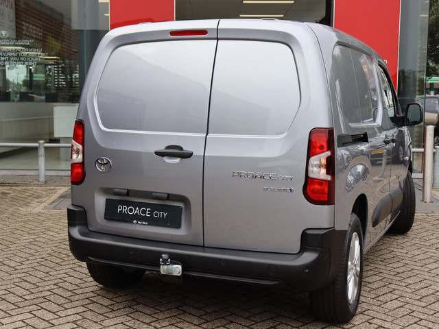 Toyota pro-ace