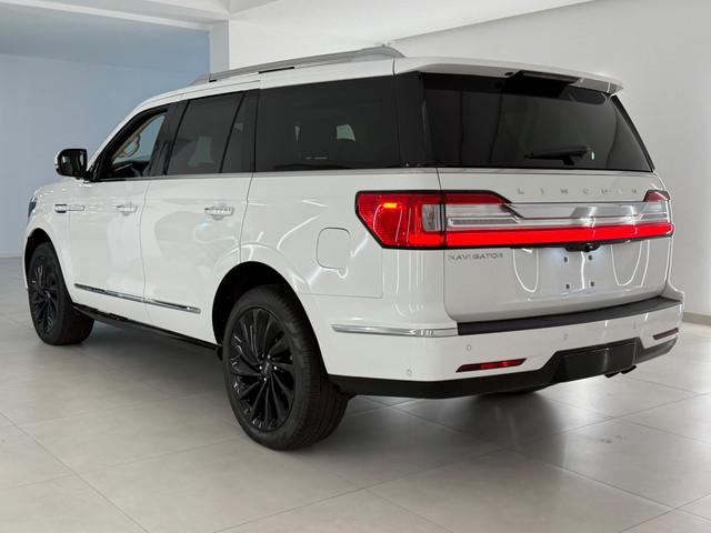 Lincoln Navigator
