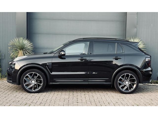 Lynk & Co 01