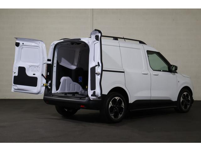 Ford E-Transit Courier