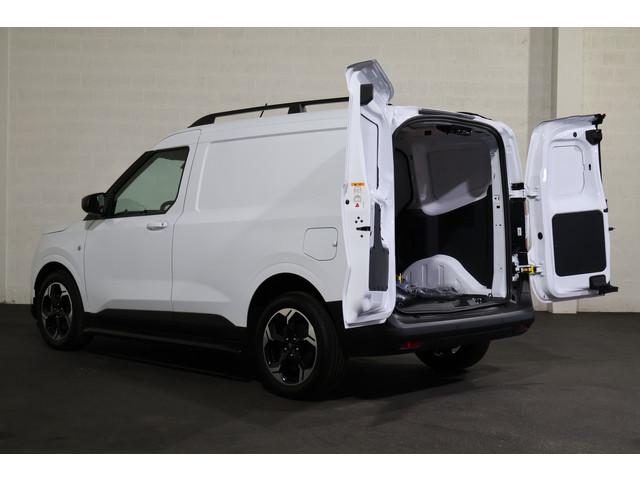 Ford E-Transit Courier