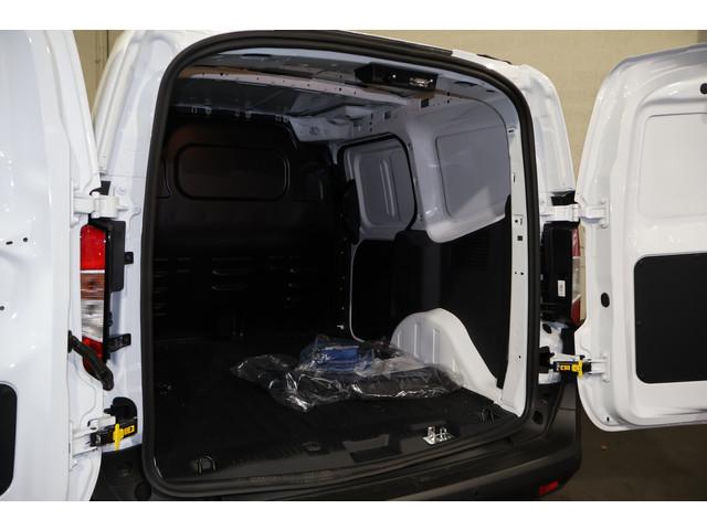 Ford E-Transit Courier