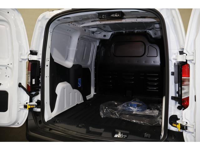 Ford E-Transit Courier