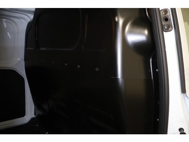 Ford E-Transit Courier