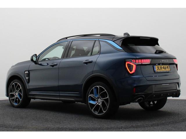 Lynk & Co 01