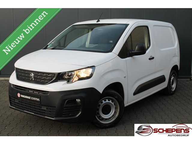 Peugeot Partner 2022 Benzine