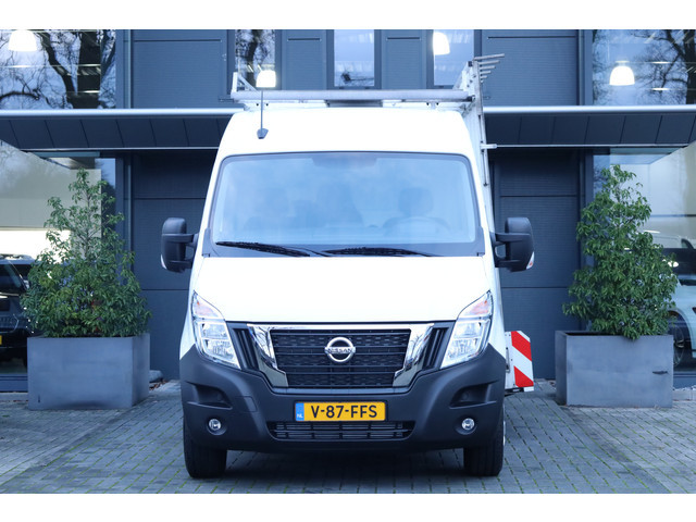 Nissan Interstar