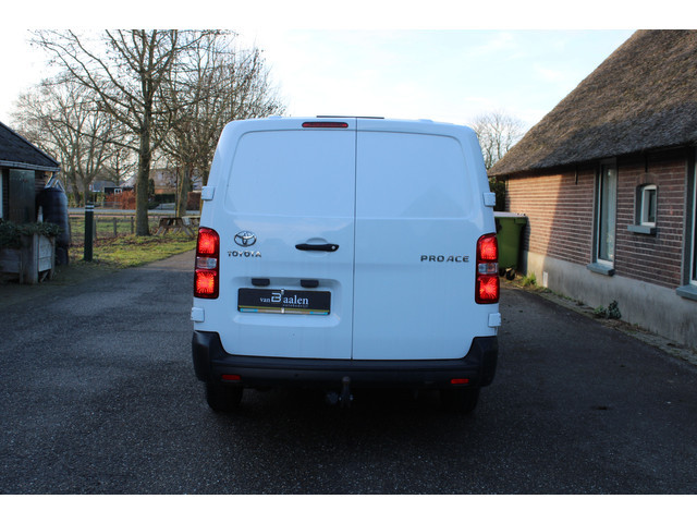 Toyota pro-ace