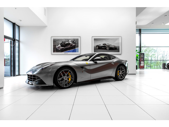 Ferrari F12