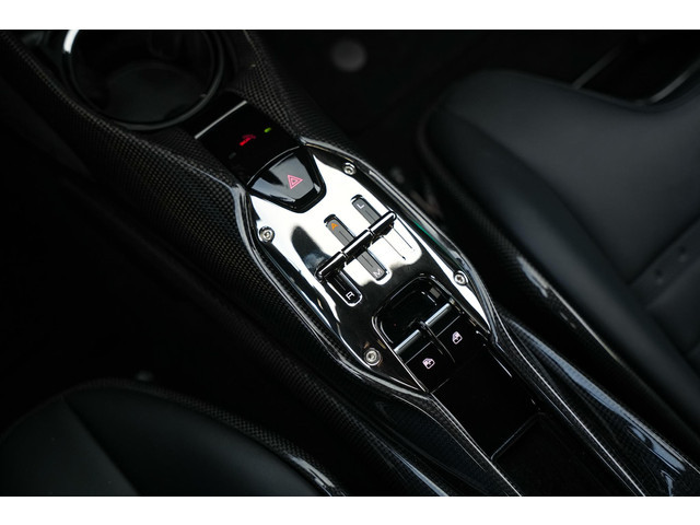 Ferrari SF90 Stradale