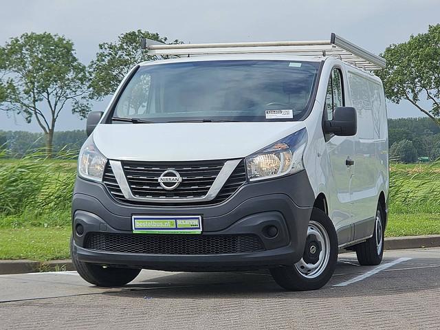 Nissan NV300