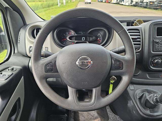 Nissan NV300