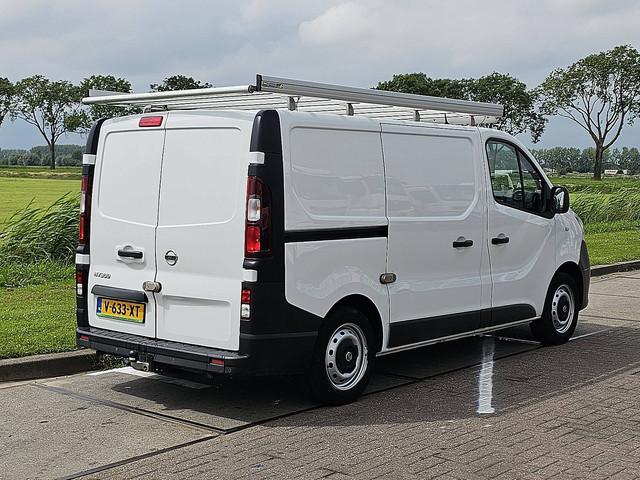 Nissan NV300