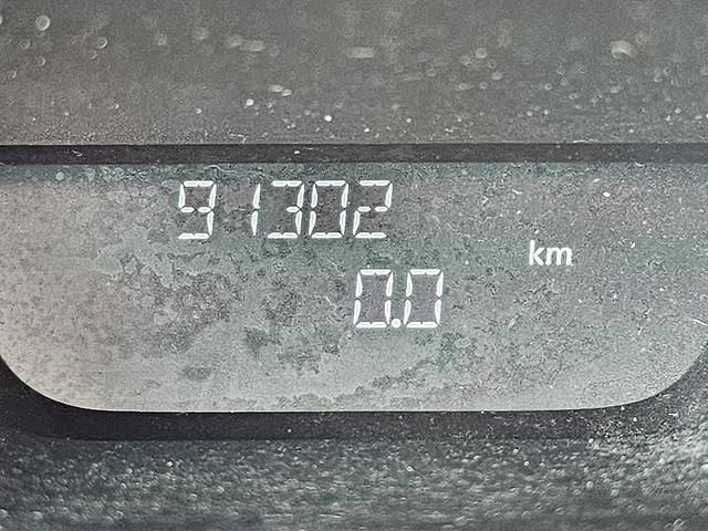 Nissan NV300