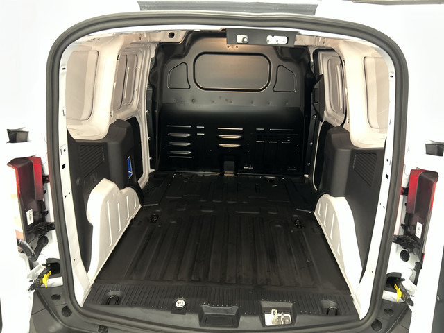 Ford E-Transit Courier