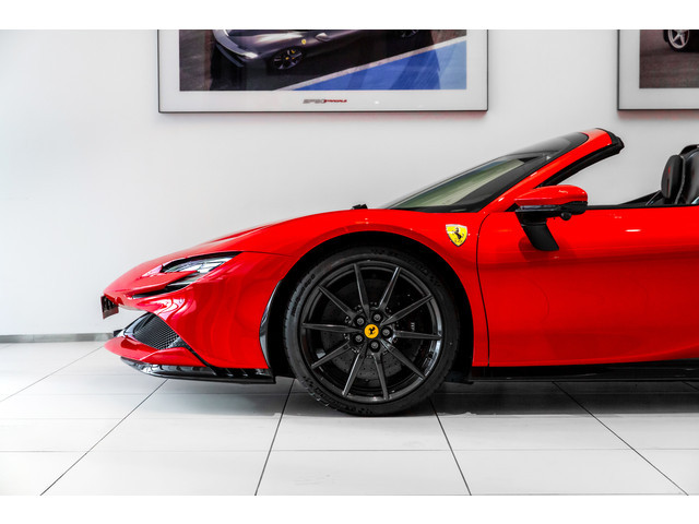 Ferrari SF90 Spider