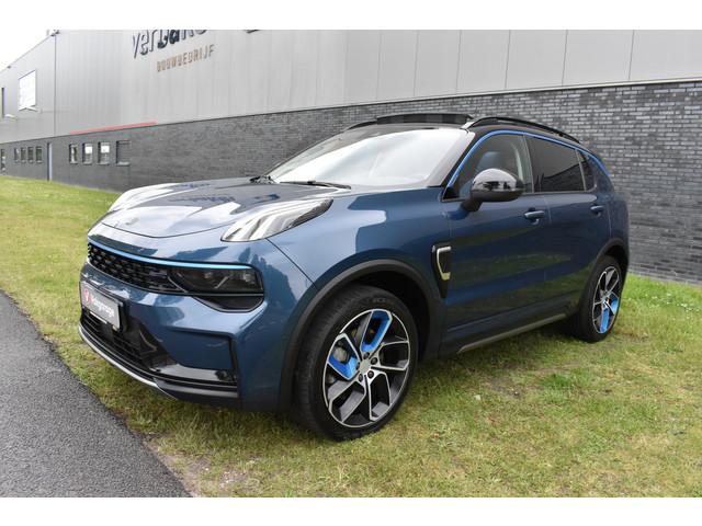 Lynk & Co 01