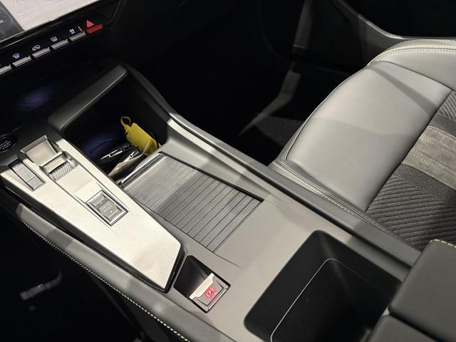 Peugeot E-308