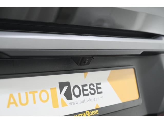 Peugeot E-5008