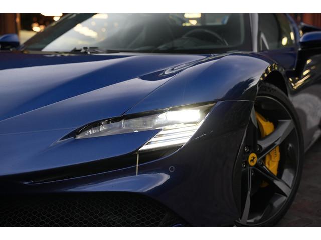 Ferrari SF90 Spider