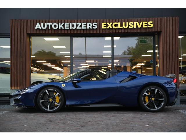 Ferrari SF90 Spider