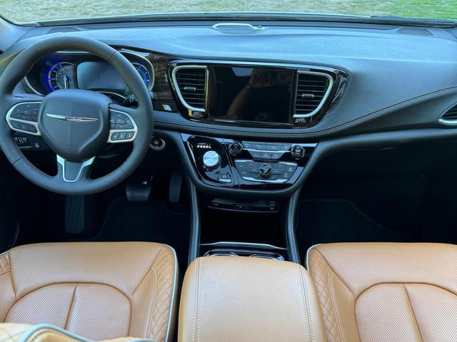 Chrysler Pacifica