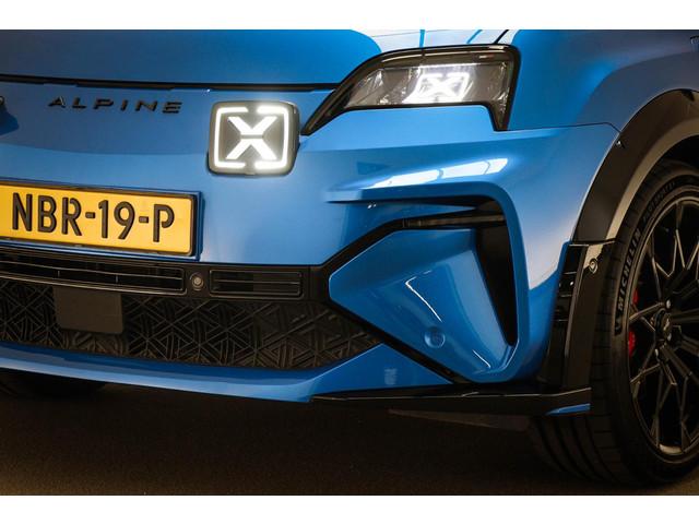Alpine A290