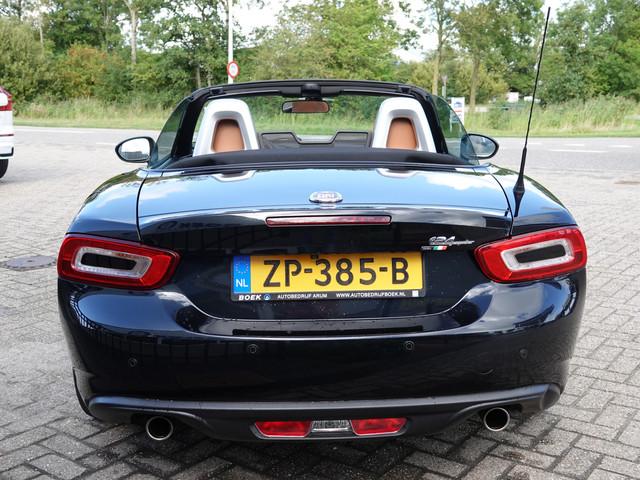 Fiat 124 Spider