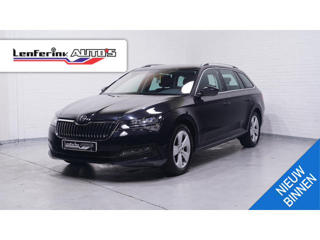 Skoda Superb 2022 Benzine