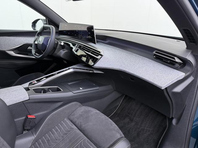 Peugeot E-3008