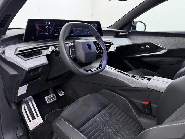 Peugeot E-3008
