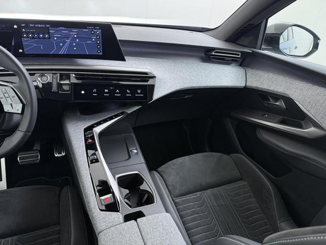 Peugeot E-3008