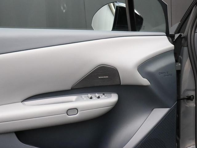 Lynk & Co 02