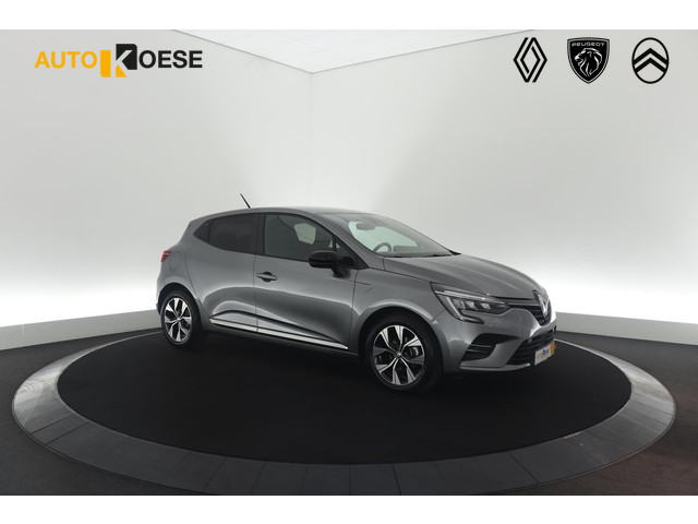 Renault Clio 2023 Benzine