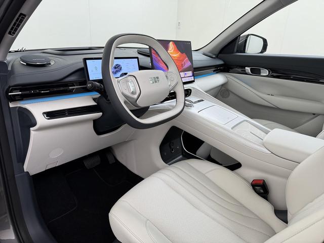 Geely E5